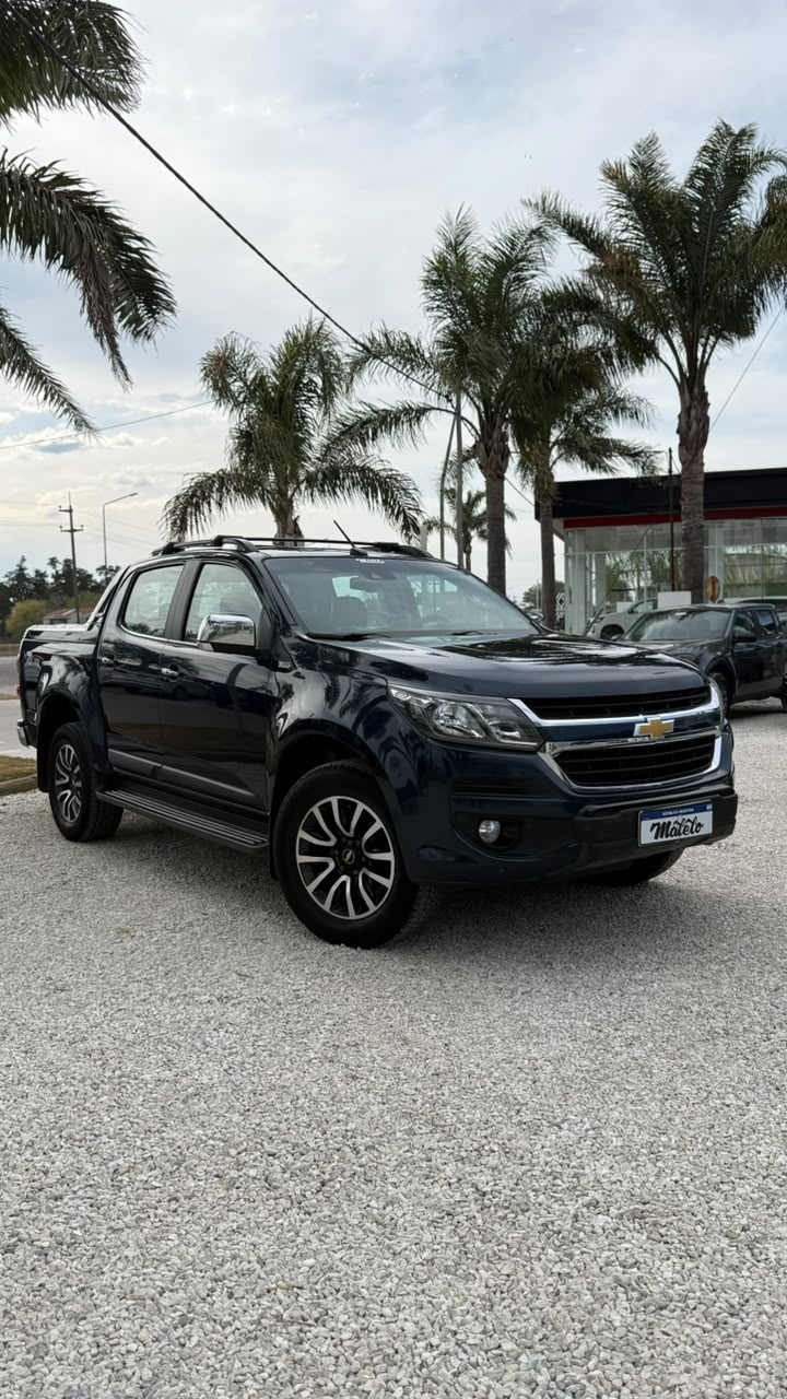 CHEVROLET - S-10  HIGHCOUNTRY 2.8 4X4  - AUTOMÁTICA - 2017